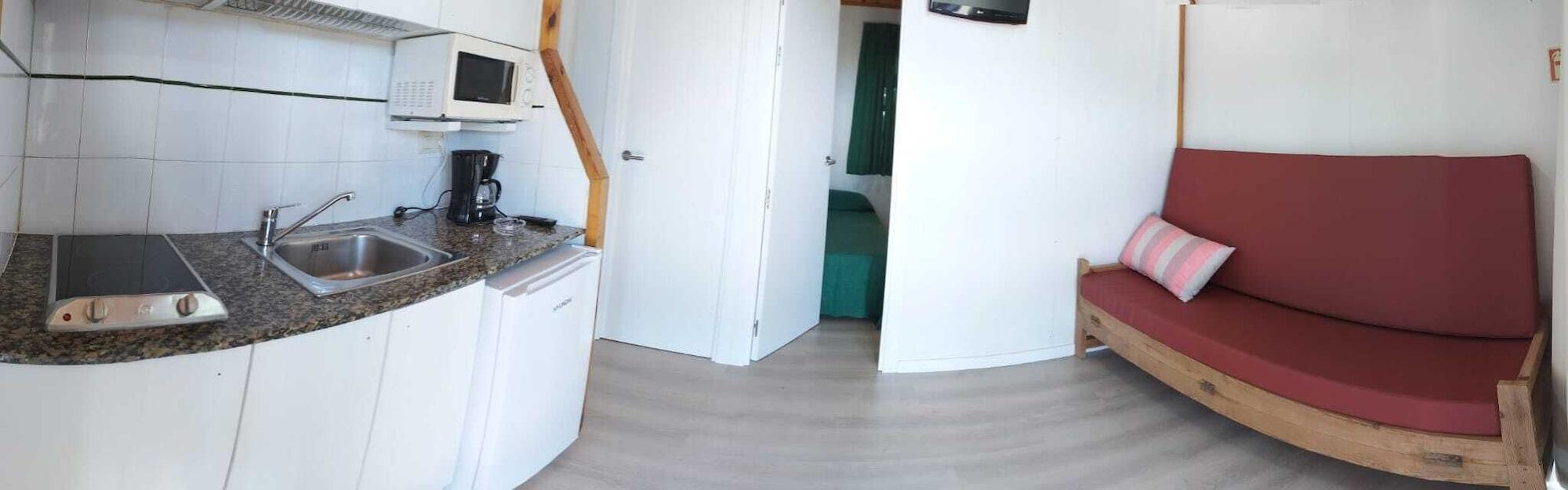 Camping Resort Els Pins Malgrat de Mar Bagian luar foto