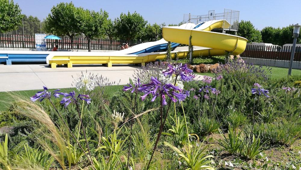 Camping Resort Els Pins Malgrat de Mar Bagian luar foto