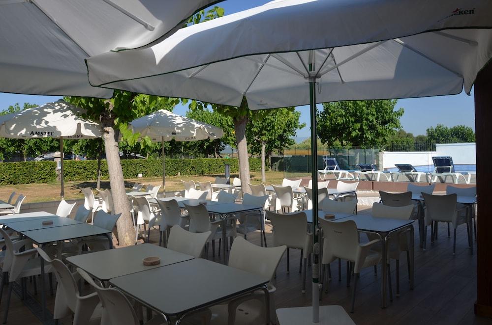 Camping Resort Els Pins Malgrat de Mar Bagian luar foto