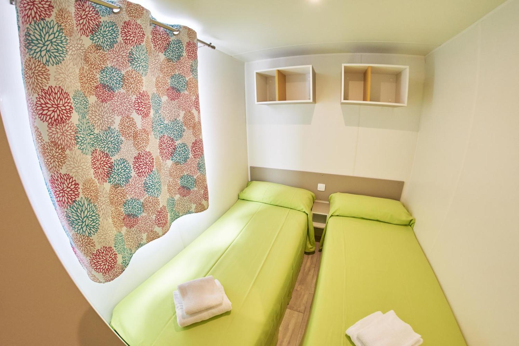 Camping Resort Els Pins Malgrat de Mar Bagian luar foto