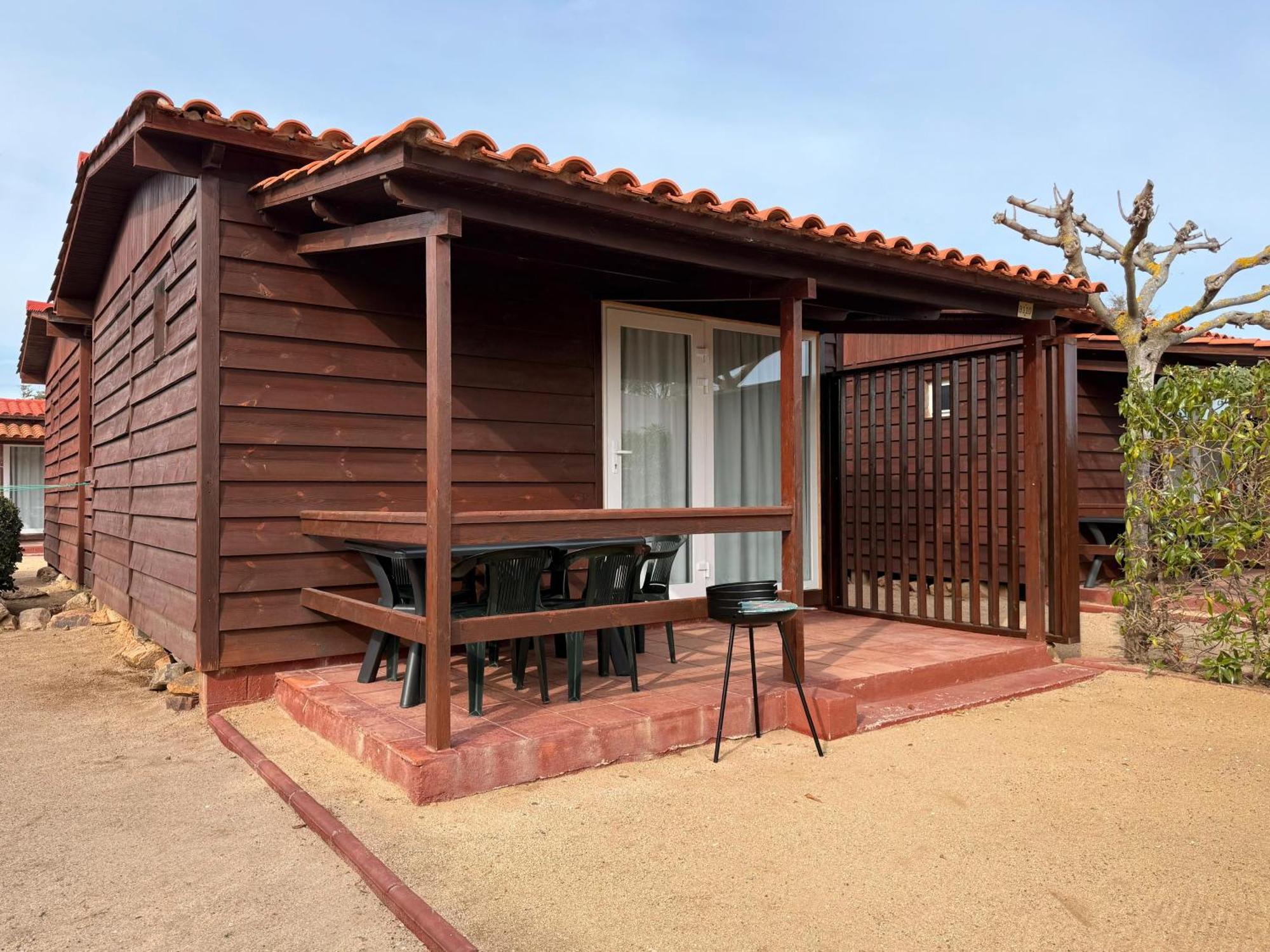 Camping Resort Els Pins Malgrat de Mar Bagian luar foto