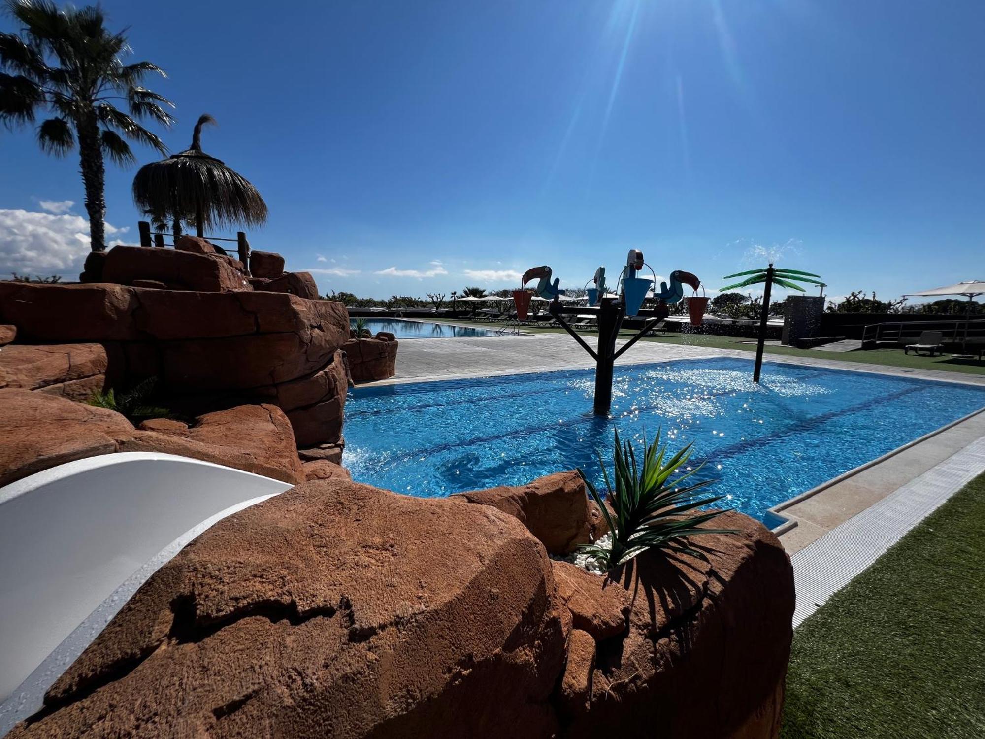 Camping Resort Els Pins Malgrat de Mar Bagian luar foto